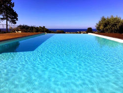 Villa Maria una finestra sul mare con piscina