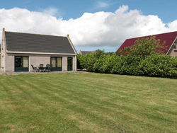 Nice house with a dishwasher, near the Wadden Sea