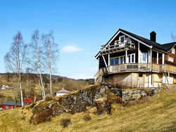 Four-Bedroom Holiday home in Bygstad 2