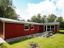 Ten-Bedroom Holiday home in Øster Assels