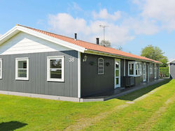 Five-Bedroom Holiday home in Hadsund 1