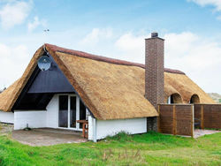Three-Bedroom Holiday home in Ringkøbing 4