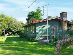 Two-Bedroom Holiday home in Augustenborg 1