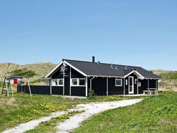 Four-Bedroom Holiday home in Løkken 4