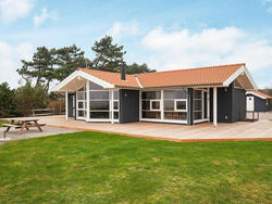 Three-Bedroom Holiday home in Gørlev 1