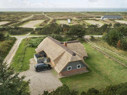 Five-Bedroom Holiday home in Blåvand 8