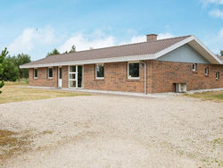 Five-Bedroom Holiday home in Blåvand 11