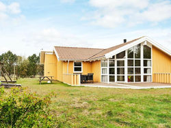 Four-Bedroom Holiday home in Fanø 3