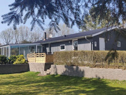 Three-Bedroom Holiday home in Farsø 4
