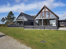 Three-Bedroom Holiday home in Rømø 14