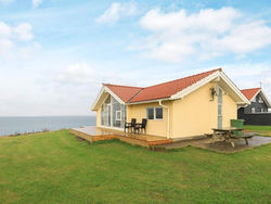 Two-Bedroom Holiday home in Vinderup 3
