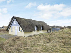 Two-Bedroom Holiday home in Ringkøbing 17