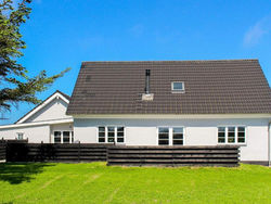 Four-Bedroom Holiday home in Løkken 18