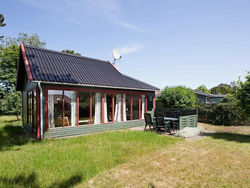 Two-Bedroom Holiday home in Store Fuglede 1