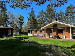 Three-Bedroom Holiday home in Blåvand 68