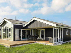 Five-Bedroom Holiday home in Ringkøbing 5