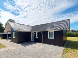 Four-Bedroom Holiday home in Hadsund 26