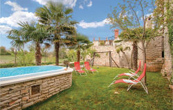 Nice home in Svetvincenat with WiFi and 2 Bedrooms