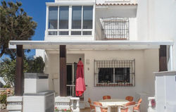 Holiday Home Torrevieja with a Patio 02