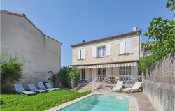 Holiday Home Tulette with a Fireplace 09
