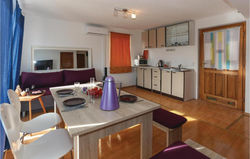 Holiday Apartment Slatine 02