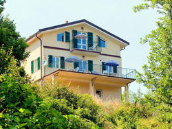Modern COttage in Sesta Godano with Terrace