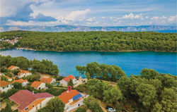 Holiday Home Vrboska with Fireplace 06