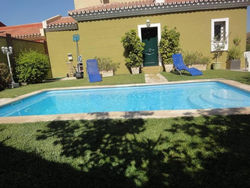 Villa - 4 Bedrooms with Pool and WiFi - 01404