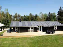 Holiday Home Brattenvej