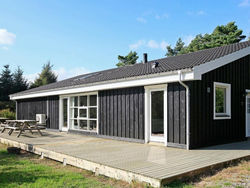 Holiday Home Tjørnestien