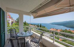 One-Bedroom Apartment in Rabac