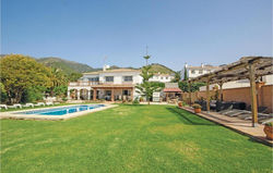 Five-Bedroom Holiday Home in Mijas Pueblo