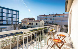 One-Bedroom Apartment in Biograd