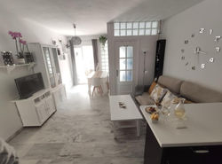 APARTAMENTO NUEVO A 50 M. DE LA PLAYA