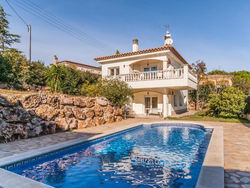 Lovely Villa in L'Escala Costa Brava with private Swimming Pool