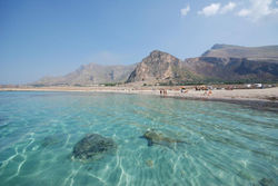 Splendida villetta tra gli ulivi, non distante dal mare