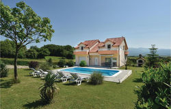 Five-Bedroom Holiday Home in Sinj
