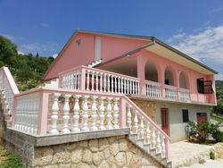 Entire house ideal for mountain and hiking lovers near the sea