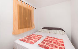 One-Bedroom Apartment in Senj