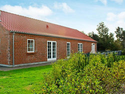 Five-Bedroom Holiday home in Blåvand 25