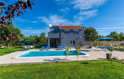 Stunning home in Turjaci with WiFi, 4 Bedrooms and Outdoor swimming pool