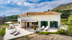 SEAVIEW DAISY HOUSE IN ZAKYNTHOS ISLAND