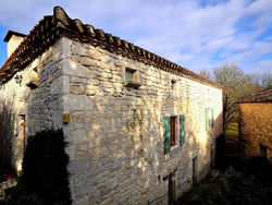 Heritage Holiday Home in Bagat-en-Quercy with Garden