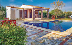 Three-Bedroom Holiday Home in Villamartin