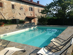 Beautiful country, lovely views over the Tuscan countryside, private pool