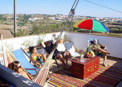 Da Silva Surfcamp- Terrassenzimmer mit Frühstück