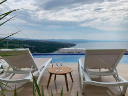 Stunning villa with heatable infinity pool & seaview, beach & city just 10min by foot