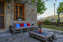 Stone studio/Amazing seaview/1km to the beach