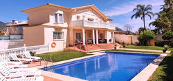 Golden Villa Costa del Sol - Big Private Pool - BBQ - Good Location