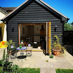 The Bird House at Woodburn Cottage